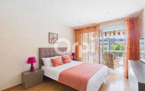 Appartement à vendre    3 pièces • 75,71 m2 Mandelieu-la-Napoule