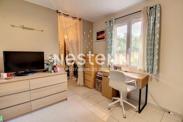 A VENDRE ! EN EXCLUSIVITE à VIDAUBAN Maison 4 pièces de 115 m² avec Piscine et garage sur 2548 m² de terrain