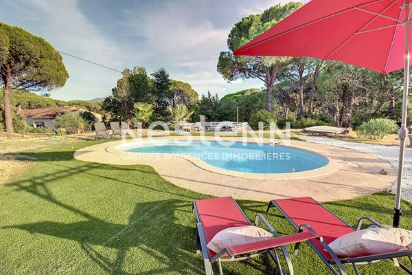 A VENDRE ! EN EXCLUSIVITE à VIDAUBAN Maison 4 pièces de 115 m² avec Piscine et garage sur 2548 m² de terrain