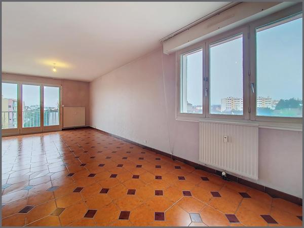 A l'entrée de Fontaine les dijon