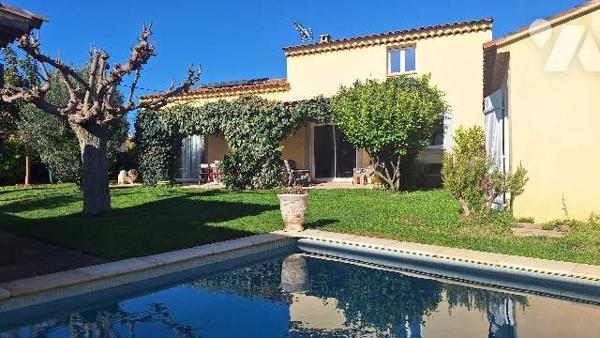 Maison , jardin, piscine