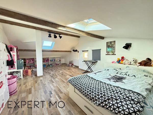 Dallet (63111) MAISON FAMILIALE SANS VOISIN 209 M2 À MUR-SUR-ALLIER TERRAIN 3595 M2