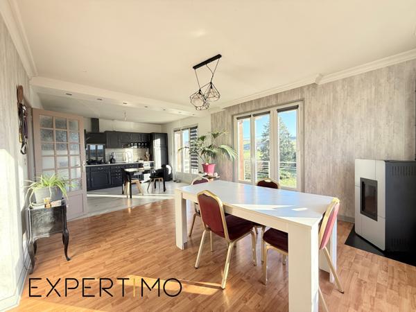 Dallet (63111) MAISON FAMILIALE SANS VOISIN 209 M2 À MUR-SUR-ALLIER TERRAIN 3595 M2