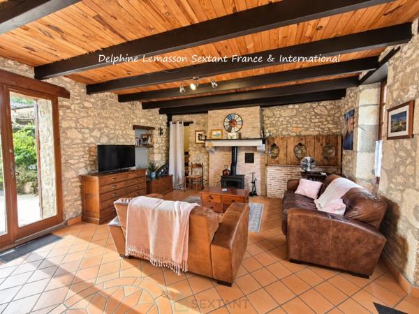 Maison en pierre avec piscine – idéale location saisonnière, proche Duras