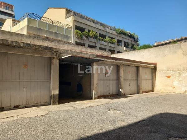 Annexes stationnement