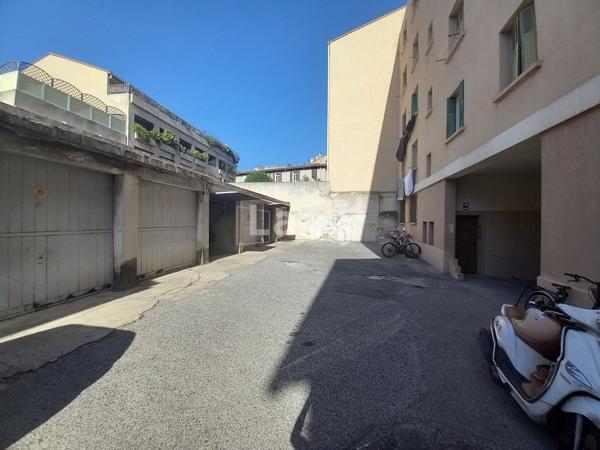 Annexes stationnement