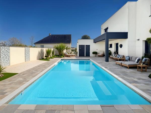 Maison d’architecte contemporaine connectée BBC 188 m² avec prestations d'exception sur parcelle de 750 m² avec piscine