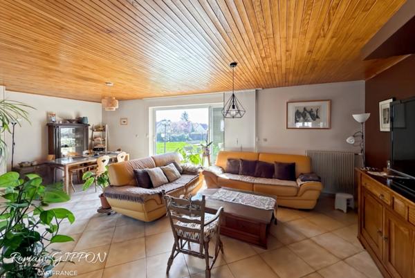 Maison 6 pièces de plain-pied rénovée – 135 m² – 4 chambres – terrain 1 700 m² – secteur Toulaire à Liverdun