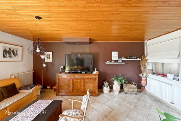 Maison 6 pièces de plain-pied rénovée – 135 m² – 4 chambres – terrain 1 700 m² – secteur Toulaire à Liverdun