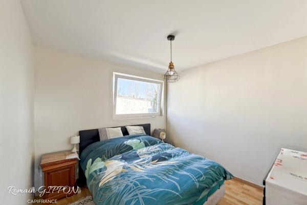 Maison 6 pièces de plain-pied rénovée – 135 m² – 4 chambres – terrain 1 700 m² – secteur Toulaire à Liverdun