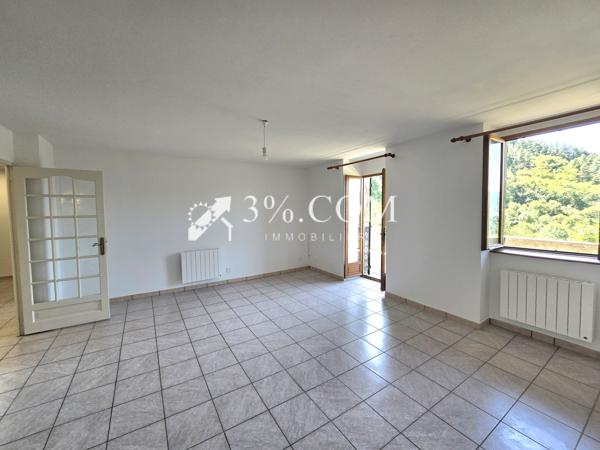Appartement
                                                                                                                                                                                                                                                                                                                        3 pièce(s)                                                                                                                                                                                                          2 chambre(s)                                                                                                                                                                                                          90  m²