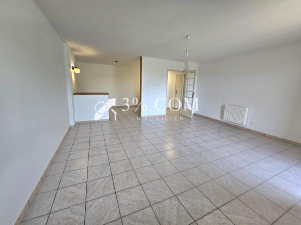 Appartement
                                                                                                                                                                                                                                                                                                                        3 pièce(s)                                                                                                                                                                                                          2 chambre(s)                                                                                                                                                                                                          90  m²