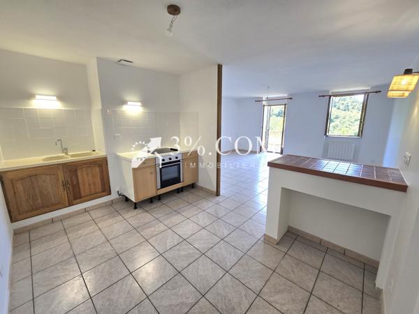 Appartement
                                                                                                                                                                                                                                                                                                                        3 pièce(s)                                                                                                                                                                                                          2 chambre(s)                                                                                                                                                                                                          90  m²