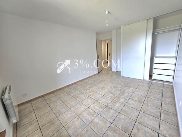 Appartement
                                                                                                                                                                                                                                                                                                                        3 pièce(s)                                                                                                                                                                                                          2 chambre(s)                                                                                                                                                                                                          90  m²