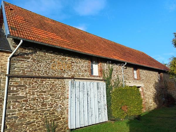 Vente Maison212 m² - 8 Pièces - SAINT JEAN DE SAVIGNY (50680)