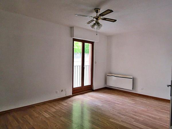 Location                                                      Appartement
                        
                     2 pièces                      46 m2                     à Raon-l'Étape