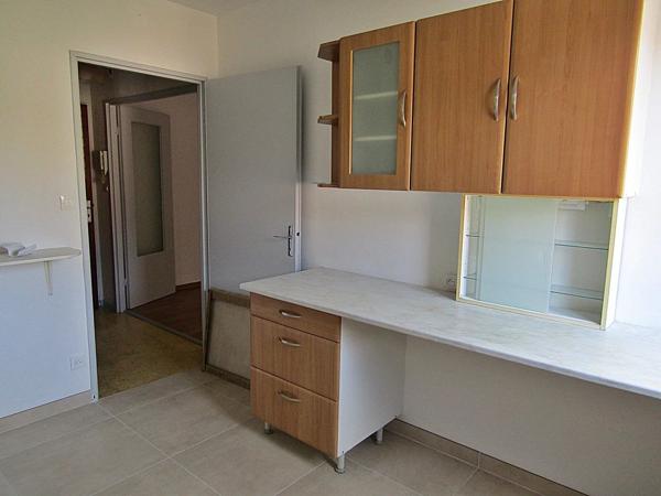Location                                                      Appartement
                        
                     2 pièces                      46 m2                     à Raon-l'Étape