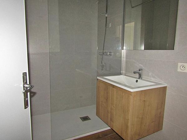 Location                                                      Appartement
                        
                     2 pièces                      46 m2                     à Raon-l'Étape