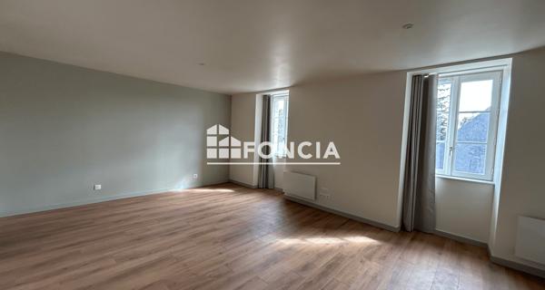 Location Studio 34.81 m² - Guingamp 22200