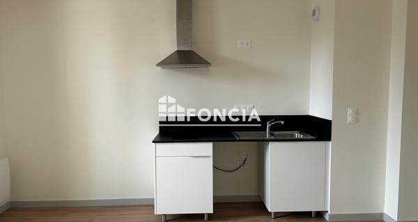 Location Studio 34.81 m² - Guingamp 22200