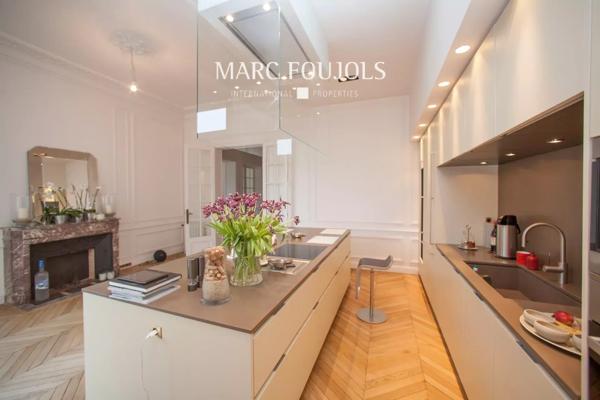 Appartement avec vue tour Eiffel Place du Trocadéro