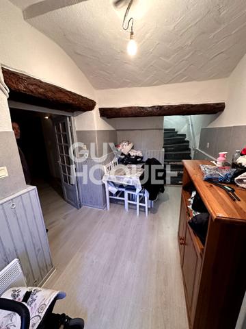 EXCLUSIVITE - à vendre à BAIXAS (66390) Maison de village R+2 de type F6 de 141 m²