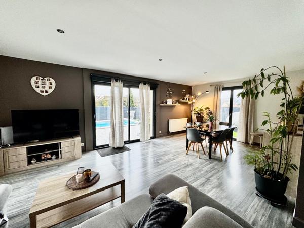 Maison,5 pièces avec Piscine chauffée sans travaux