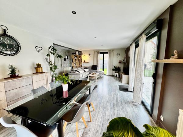 Maison,5 pièces avec Piscine chauffée sans travaux