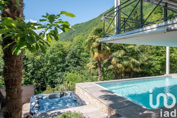 Maison à vendre 7 pièces 222 m² La Tronche