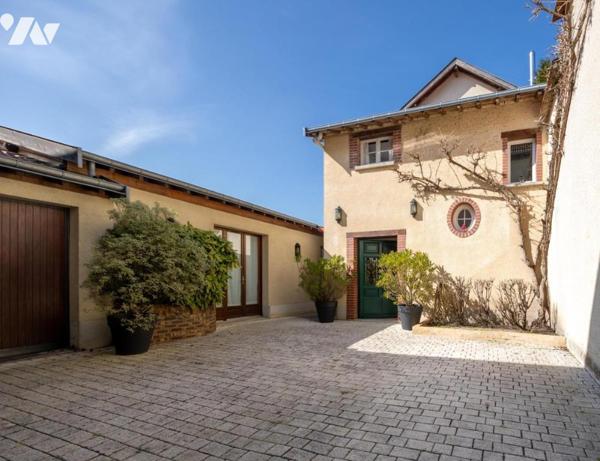 REIMS/proche Centre Ville - Maison avec dépendance et jardin