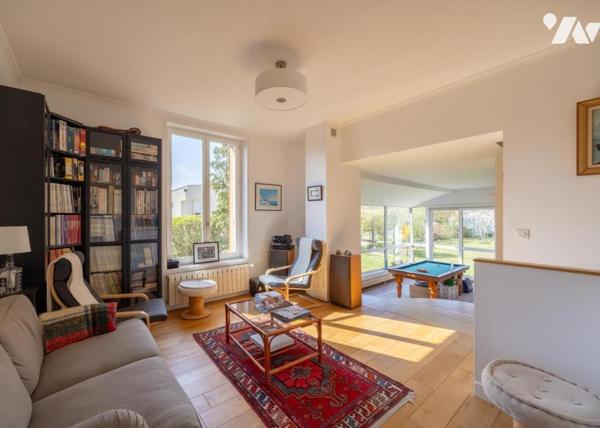 REIMS/proche Centre Ville - Maison avec dépendance et jardin