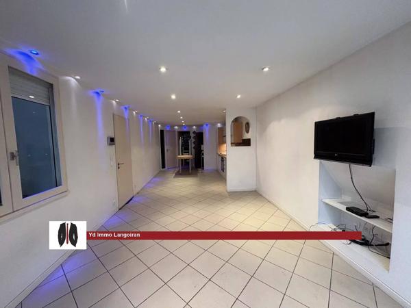 Local commercial / Appartement Langoiran