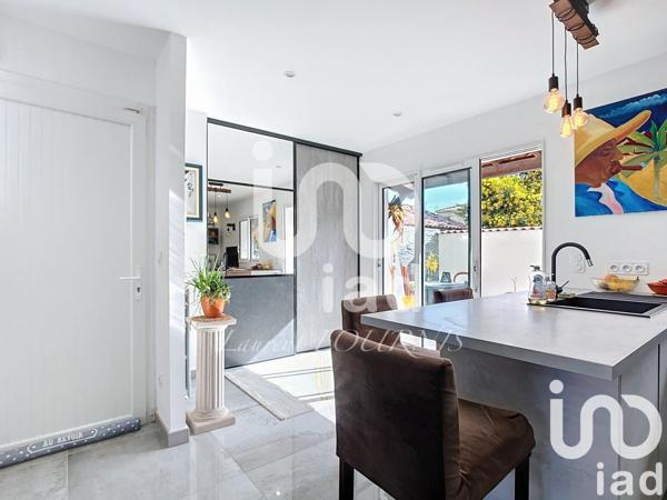 Appartement 3 pièces de 83 m² à Balaruc-les-Bains (34540)