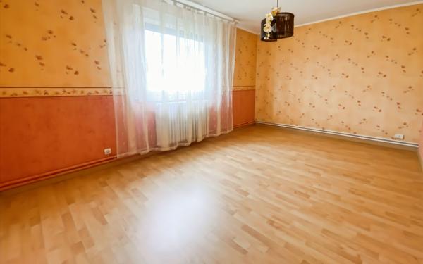 Maison à vendre    6 pièces • 137 m2 Villeneuve-Tolosane