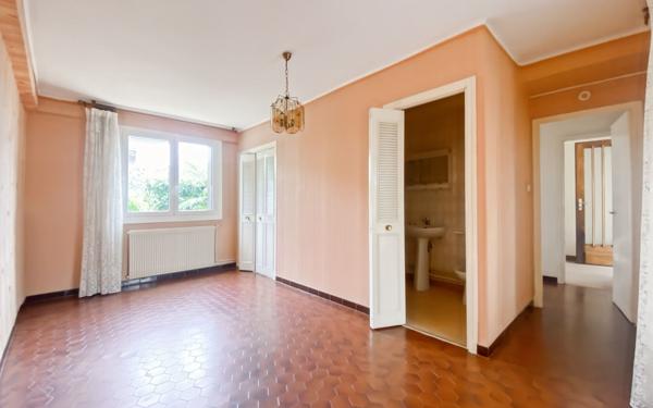 Maison à vendre    6 pièces • 137 m2 Villeneuve-Tolosane