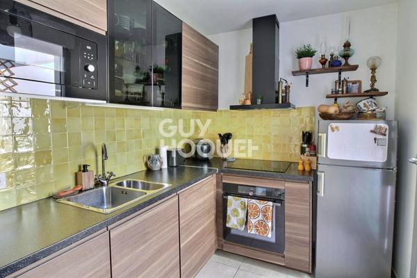 Élégant Appartement 3 Pièces à Épinay-sur-Seine - Un Havre de Paix au Dernier Étage