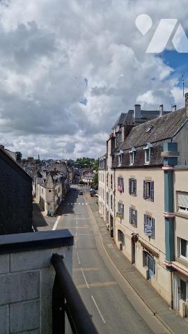 APPARTEMENT DE 34 M2 AVEC BALCON-CAVE-PLACE DE PARKING