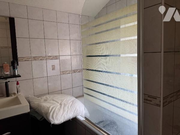 Maison d'habitation - LOUDEAC, à 5 minutes du centre-ville :