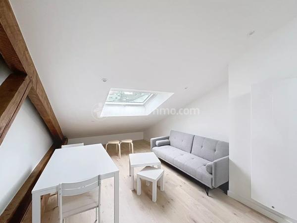 Location                                                      Appartement
                        
                     2 pièces                      59 m2                     à Clermont-Ferrand