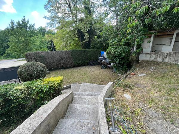 Maison Follainville Dennemont 6 pièce(s) 146 m2, 4 chambres jardin 459 m²