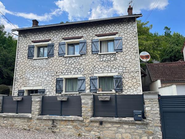 Maison Follainville Dennemont 6 pièce(s) 146 m2, 4 chambres jardin 459 m²