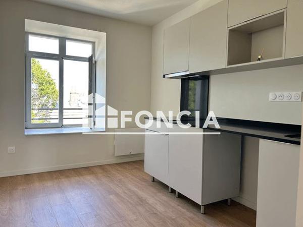 Location Appartement 3 pièces 69.2 m² - 37, rue des Clarisses Douai 59500