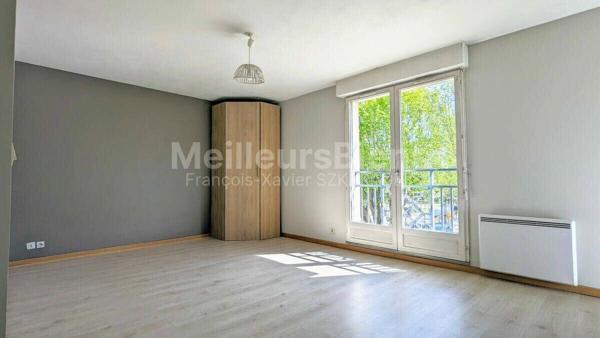 Appartement avec vue dégagée et parking