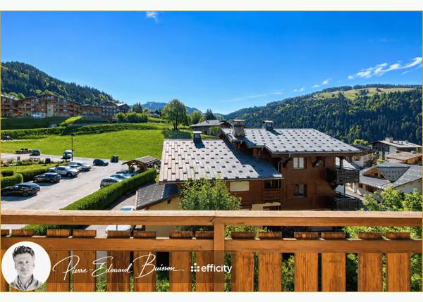 Appartement
         2 pièces
        - 33 m² 169 000 € *