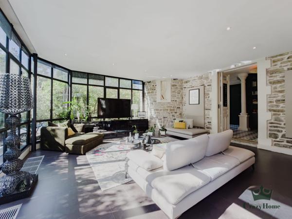 Maison 7 pièce(s) 5 chambre(s) 270 m²