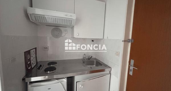 Location Studio 19.02 m² - Grenoble 38000