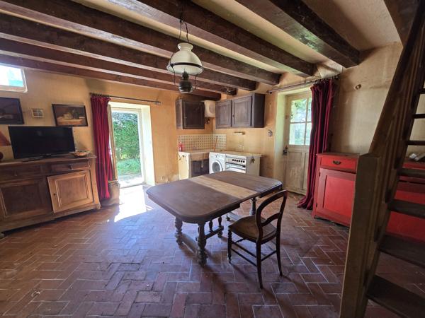 Beton-Bazoches (77320) Belle longère à rénover