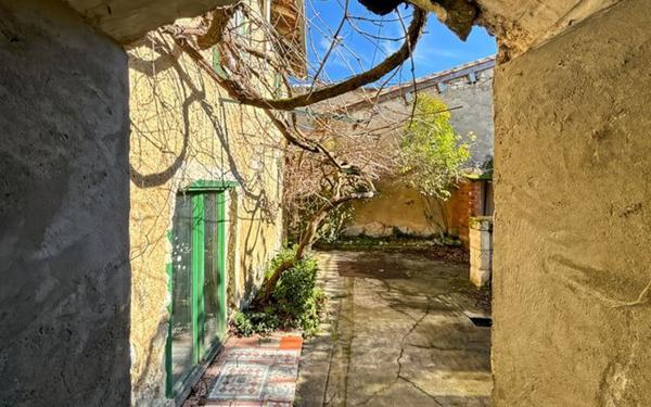 Maison à vendre    5 pièces •  Lectoure