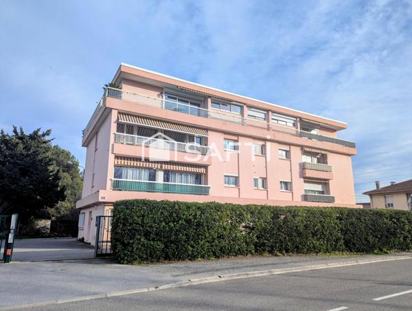 NOUVEAUTE, appartement entièrement rénové dans une Résidence offrant un parking sécurisé