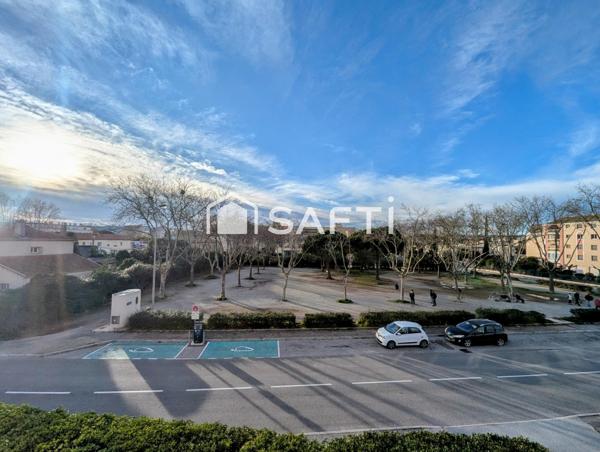 NOUVEAUTE, appartement entièrement rénové dans une Résidence offrant un parking sécurisé